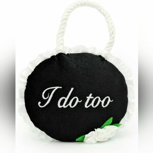 ZippyPaws “I Do Too” Wedding Sign Dog Plush Toy – Rope Handle